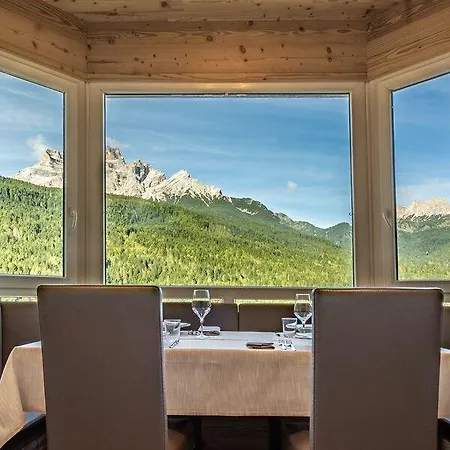 Hotel Hotiday Cadore Dolomites