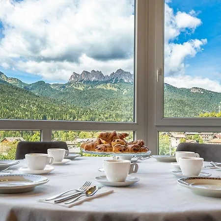 Hotiday Cadore Dolomites Hotel 4*